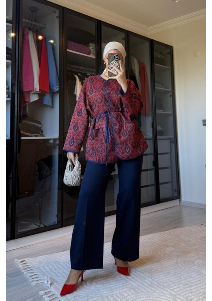 Kadın Lacivert Jakar Biyeli Etnik Desen Ceket fiyatları