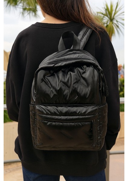 Kabarcık Çizgili Şık, Parlak Hafif Siyah Kadın Sırt Çantası