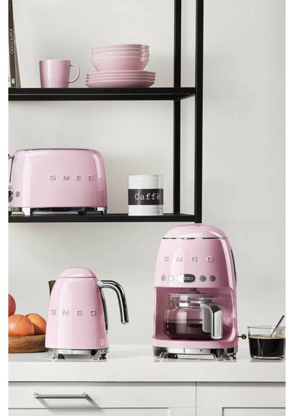 DCF02PKEU PEMBE FİLTRE KAHVE MAKİNESİ fiyatları