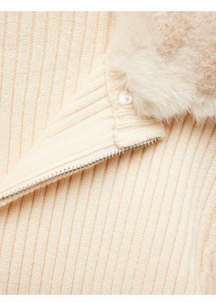 Viskon Karışımlı Suni Kürk Yakalı Uzun Kollu Fermuarlı Triko Hırka indirimleri