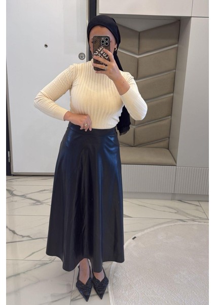 Kadın Siyah Deri Etek indirimleri