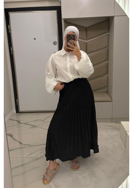 Kadın Siyah Piliseli Paçası Fırfırlı Etek indirimleri