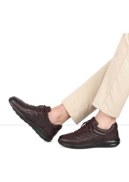 Erkek Kahverengi Bağcıklı Kalın Tabanlı Deri Sneaker