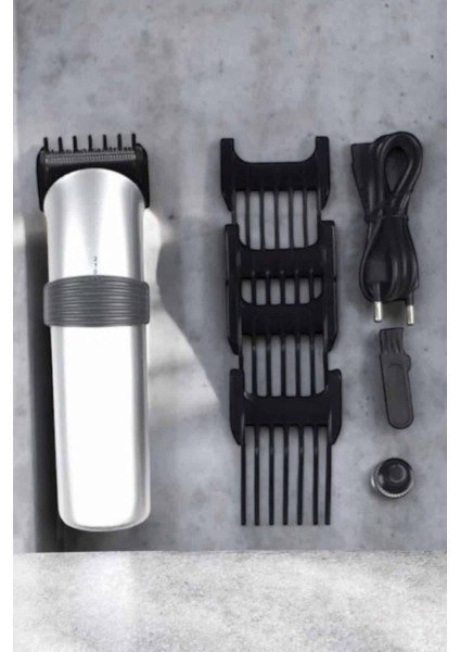 4 Taraklı Taşınabilir Profesyonel Saç ve Sakal Kesme Tıraş Makinesi