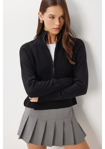 Fermuarlı Dik Yaka Triko Kazak LFG0162 Siyah fiyatları