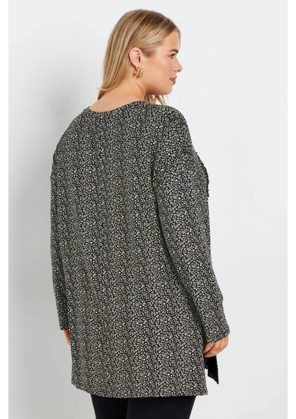 Büyük Beden Yırtmaç Detaylı Puantiyeli Payetli Uzun Kollu Bisiklet Yaka Bluz 322269 indirimleri