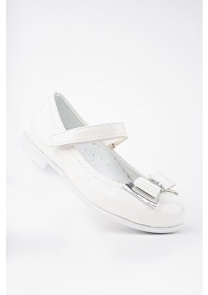 Beyaz Bebe Ayakkabı Kız Çocuklar İçin Cırtlı Bilek Düz Taban Şık ve Rahat