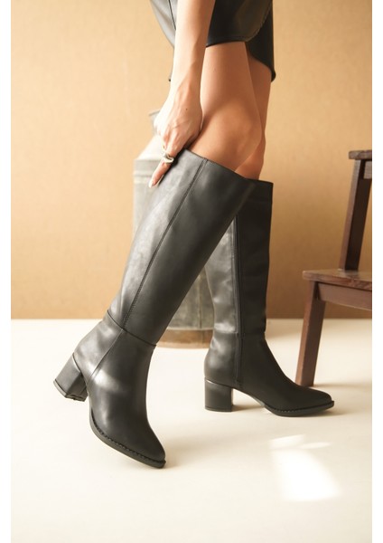 Morena Siyah Deri Topuklu (5 cm Topuklu ) Yanı Fermuarlı Günlük Kullanım Çizme
