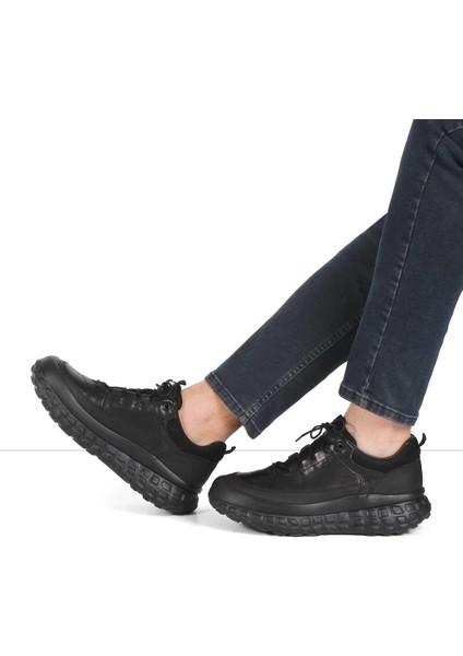Erkek Siyah Kalın Tabanlı Deri Sneaker fiyatları