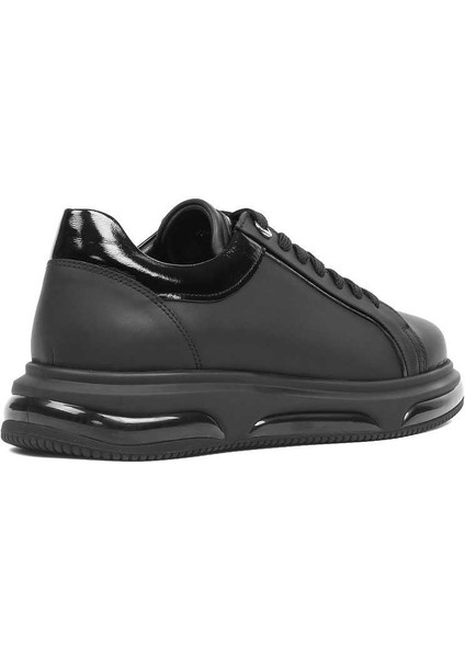 Erkek Siyah Mat Bağcıklı Kalın Tabanlı Deri Sneaker indirimleri