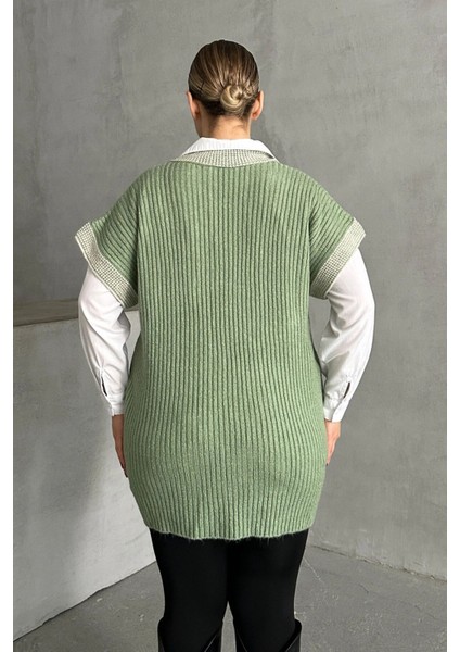 Büyük Beden V Yaka Kısa Kollu Triko Süveter 302136