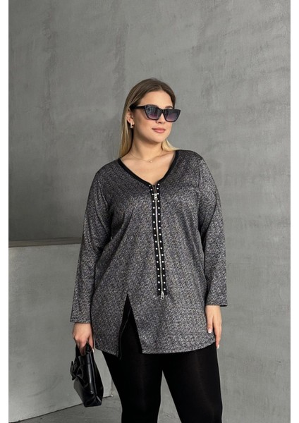 Büyük Beden V Yaka Önü Fermuarlı Yırtmaç Detaylı Bluz 173670