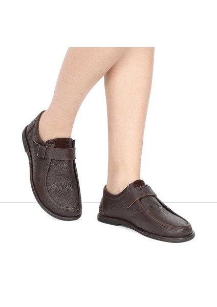 Kadın Kahverengi Tokalı Deri Ayakkabı fiyatları