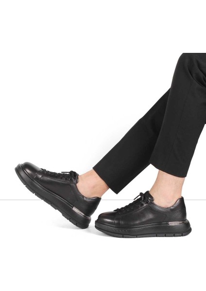 Erkek Siyah Kalın Tabanlı Deri Sneaker fiyatları
