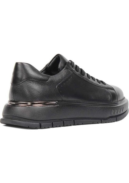 Erkek Siyah Kalın Tabanlı Deri Sneaker indirimleri