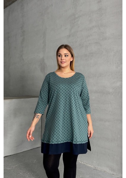 Büyük Beden Bisiklet Yaka Fakir Kol Yırtmaçlı Desenli Bluz 300400 fiyatları