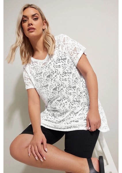 Büyük Beden V Yaka Kolsuz Astarsız Dantel T-Shirt 304092