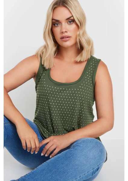 Büyük Beden Yuvarlak Yaka Sıfır Kol Zımba Detaylı Bluz 321832