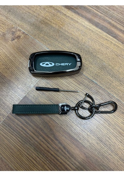 Chery Tiggo 7/8 Anahtarlık Yeşil Çelik Korumalı