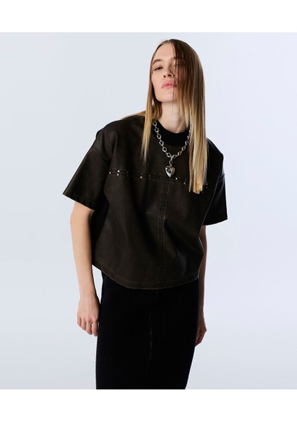 Deri Görünümlü Trok Baskılı Bluz TW6250006086022