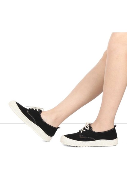 Kadın Siyah Bağcıklı Kalın Tabanlı Süet Deri Ayakkabı fiyatları