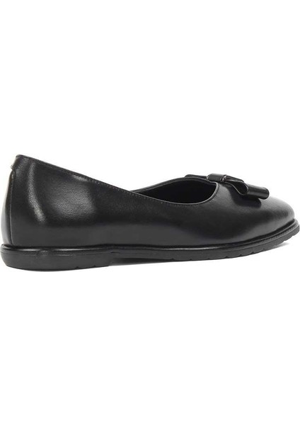 Kadın Siyah Tokalı Deri Babet indirimleri