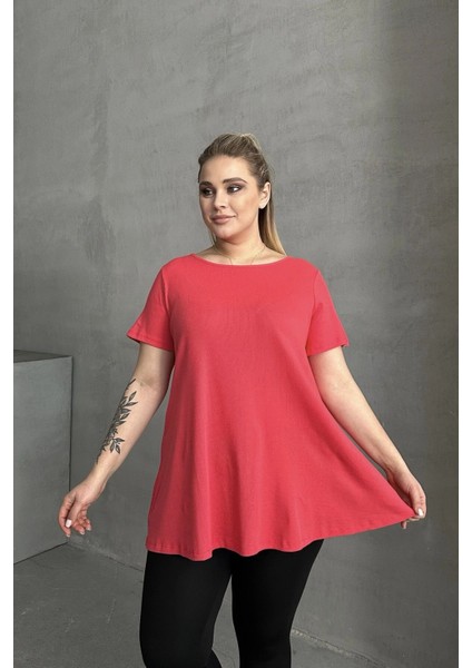Büyük Beden Kısa Kollu Bisiklet Yaka Eteği Bollaşan Basic Bluz 100-50