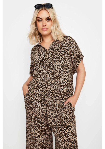 Büyük Beden Kısa Kollu Desenli Düğmeli Gömlek 321826