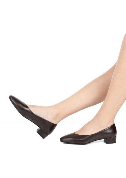 Kadın Kahverengi Kısa Kalın Topuklu Deri Klasik Ayakkabı fiyatları
