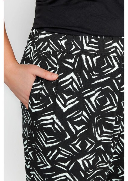 Büyük Beden Paçası Lastikli Likralı Esnek Kumaş Pantolon 145048 fırsatları