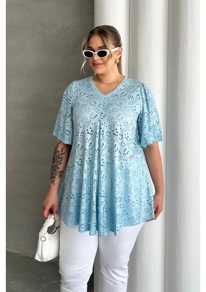 Büyük Beden V Yaka Kısa Kollu Dantel Detaylı Astarsız Bluz 302957 fiyatları