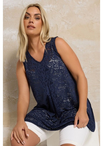 Büyük Beden V Yaka Kolsuz Astarsız Dantel T-Shirt 304100 fiyatları