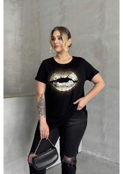 Büyük Beden Kısa Kollu Bisiklet Yaka Taş Işlemeli T-Shirt 302264