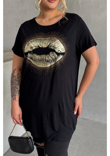 Büyük Beden Kısa Kollu Bisiklet Yaka Taş Işlemeli T-Shirt 302264