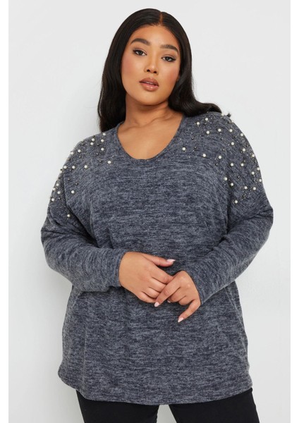 Büyük Beden V Yaka Uzun Kollu Omzu Boncuk Işlemeli Kazak 322302