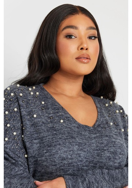 Büyük Beden V Yaka Uzun Kollu Omzu Boncuk Işlemeli Kazak 322302 fiyatları
