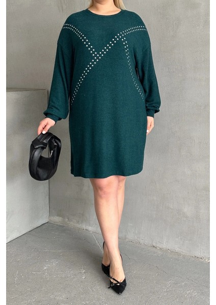 Büyük Beden Uzun Kollu Yumuşak Dokulu Taş Işlemeli Triko Elbise 285040