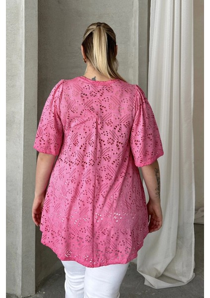 Büyük Beden V Yaka Kısa Kollu Dantel Detaylı Astarsız Bluz 302956