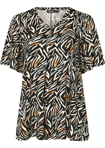 Büyük Beden V Yaka Ön Pileli Kısa Kollu Desenli Bluz 303726