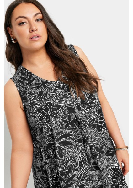 Büyük Beden Kolsuz V Yaka Desenli Likralı Bluz 321773