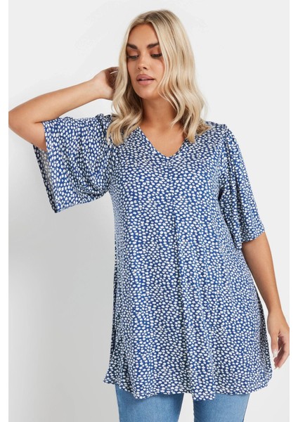 Büyük Beden V Yaka Kısa Kollu Eteği Bollaşan Desenli Bluz 303624