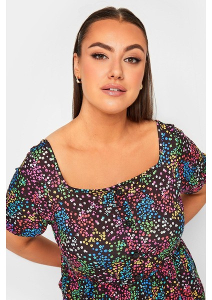 Büyük Beden Düğme Detaylı Kare Yaka Desenli Esnek Bluz 215848 fiyatları