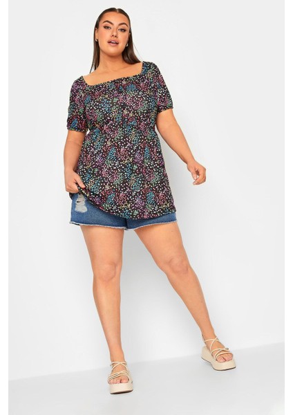 Büyük Beden Düğme Detaylı Kare Yaka Desenli Esnek Bluz 215848 fırsatları