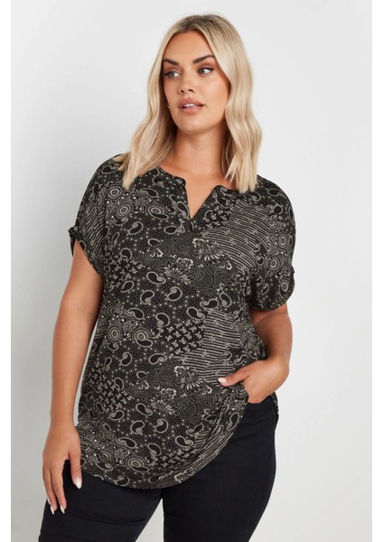 Büyük Beden V Yaka Kısa Kollu Desenli Bluz 303527