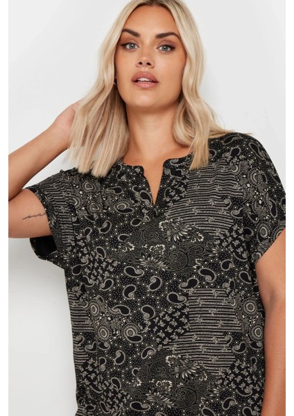 Büyük Beden V Yaka Kısa Kollu Desenli Bluz 303527 fırsatları
