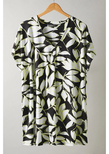 Büyük Beden V Yaka Kısa Kollu Yaprak Desenli Bluz 615244