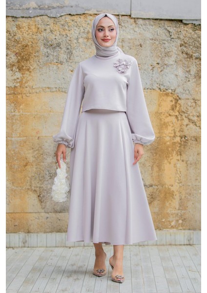 Yaka Çiçekli Puf Dalgıç Etekli Takım-Açıkgri