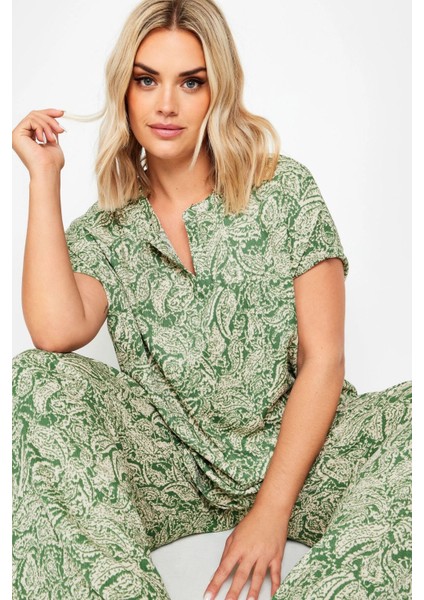 Büyük Beden V Yaka Kısa Kollu Çiçek Desenli Bluz 321940 fırsatları