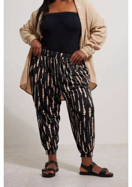Büyük Beden Paçası Lastikli Likralı Esnek Kumaş Pantolon 145047