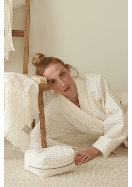 Aura Waffle Kadın Bornoz